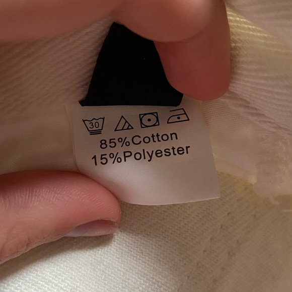 Woman’s XS White SHEIN Shorts - Picture 7 of 7